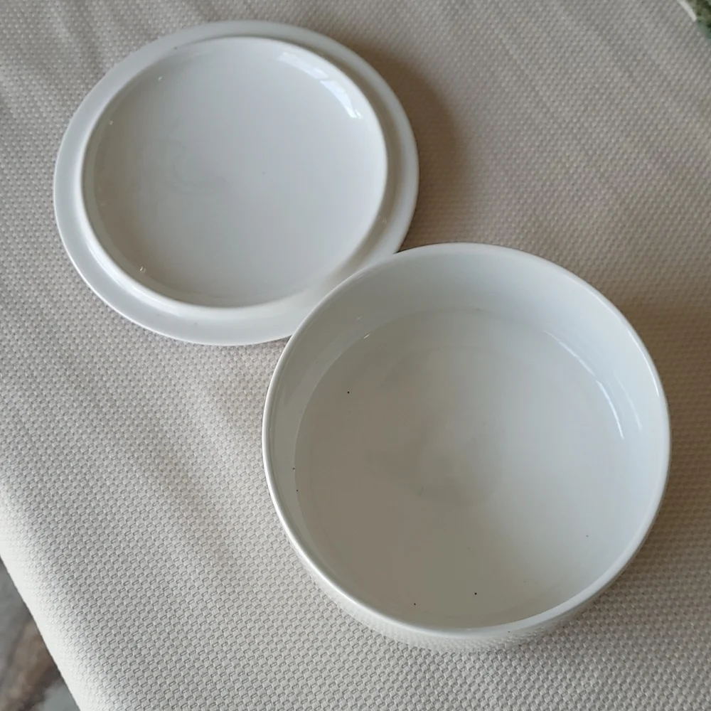 Villeroy & Boch Porcelain Laplau Winter Scene Covered Candy Trinket Dish